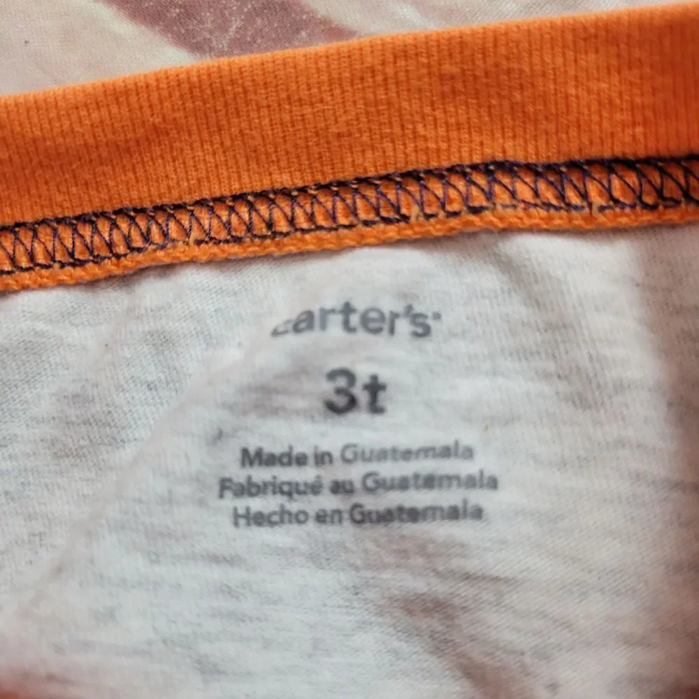 Carter's pocket tshirt 3T